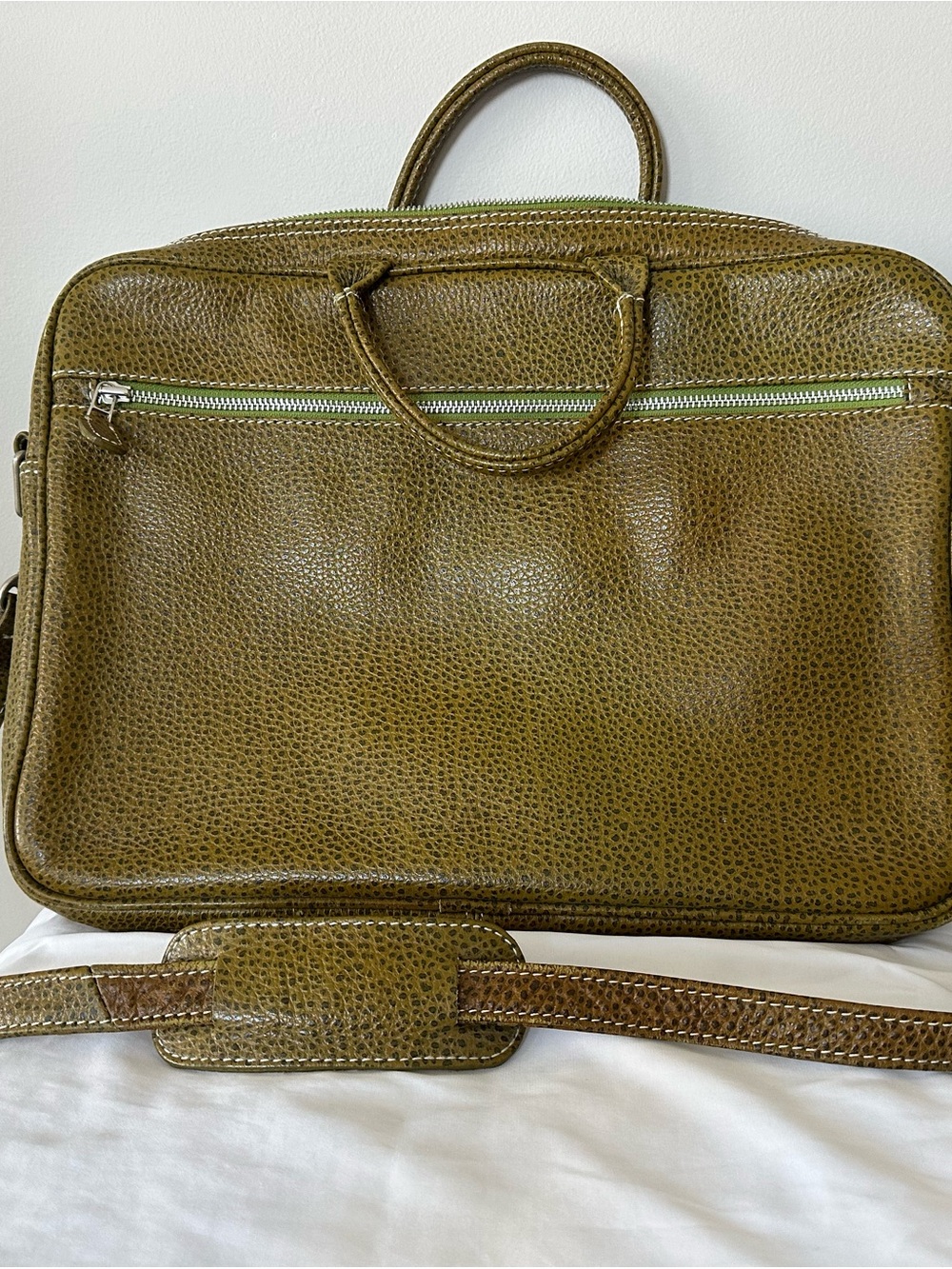 Olive Green Unisex Leather Portfolio/Laptop Bag with Shoulder Strap